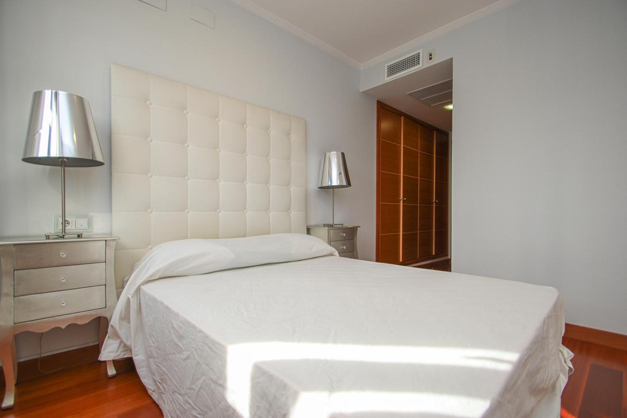 Luxury Apt In Plaza De Espana - Free Parking セビリア エクステリア 写真