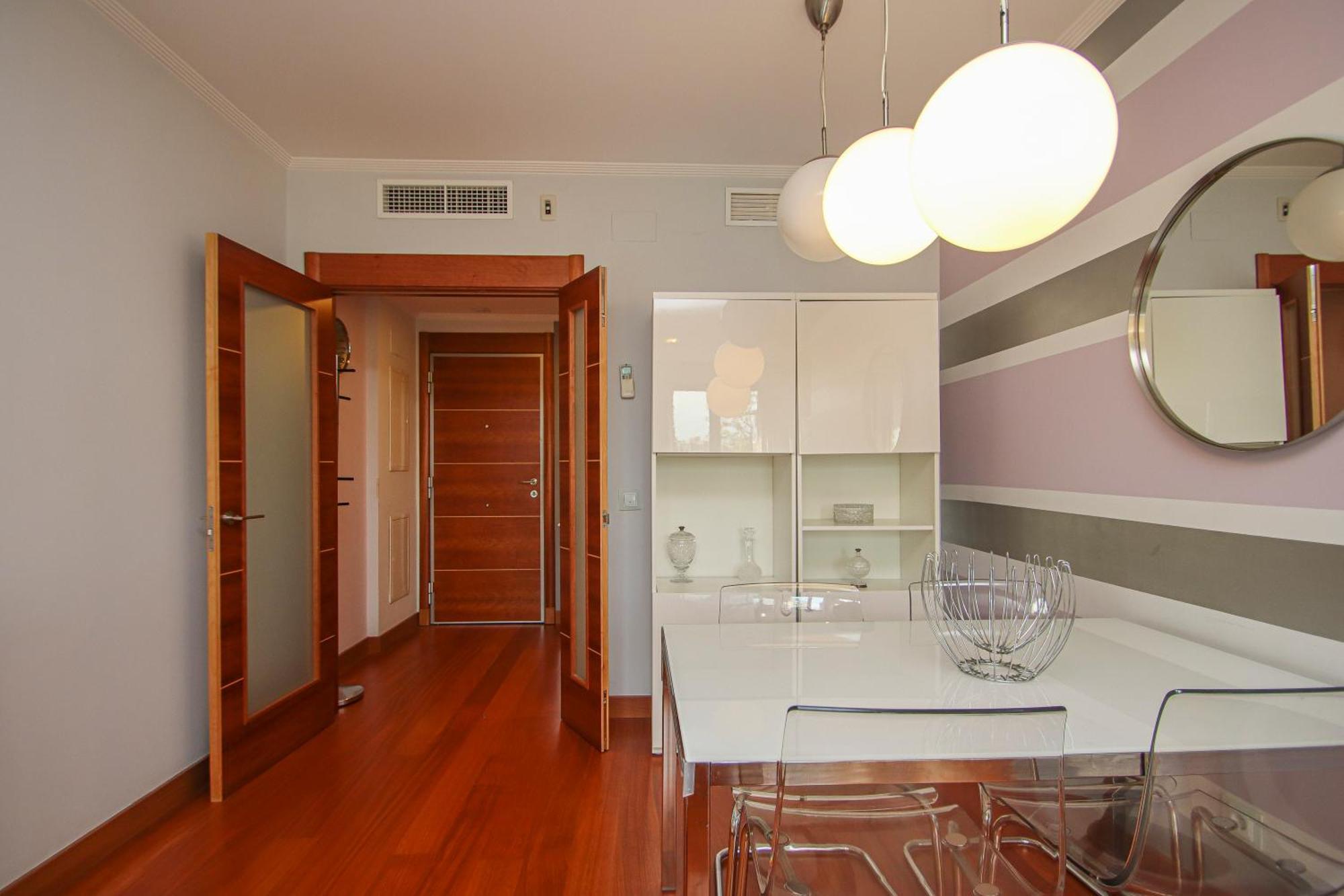 Luxury Apt In Plaza De Espana - Free Parking セビリア エクステリア 写真