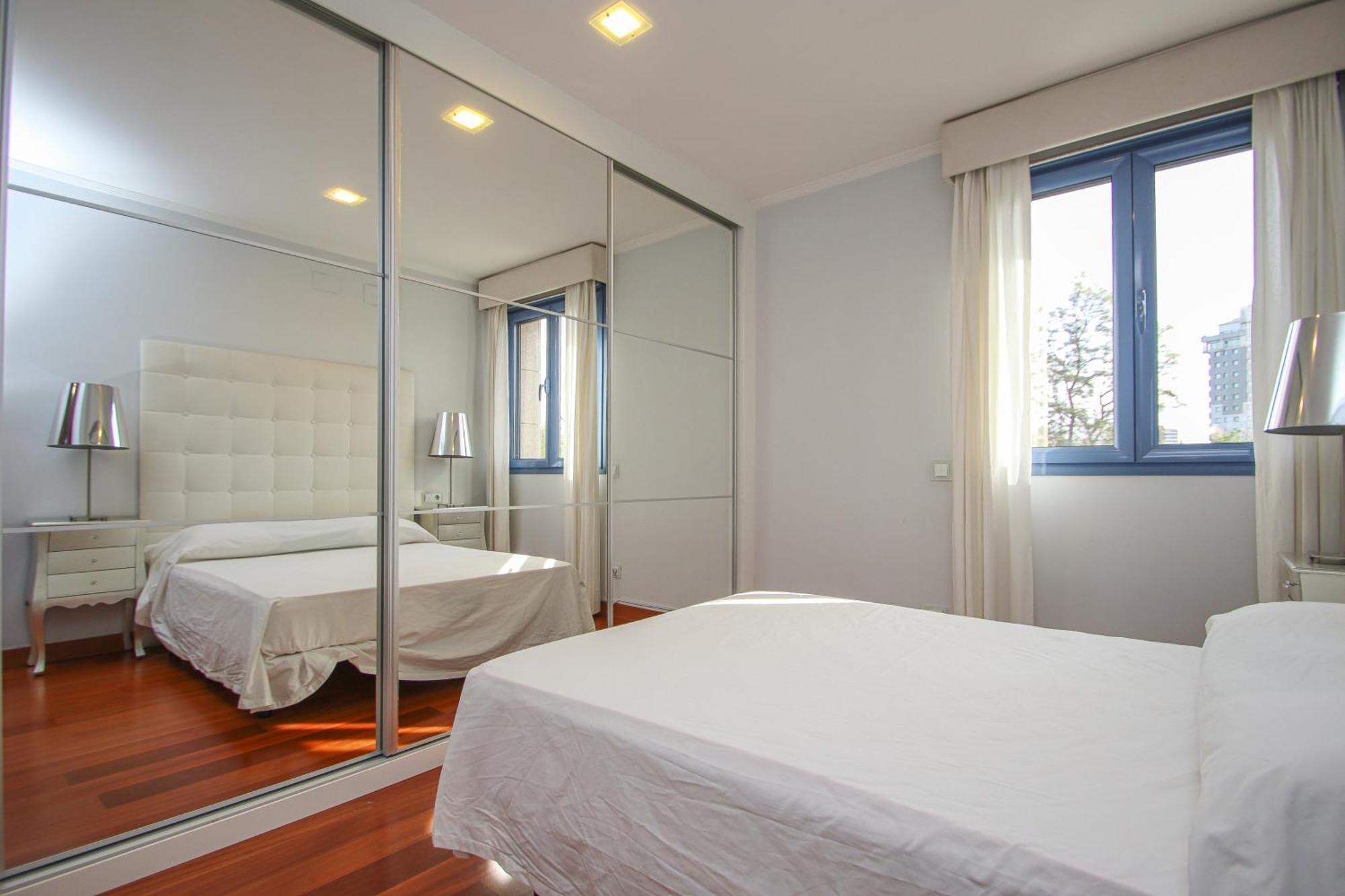 Luxury Apt In Plaza De Espana - Free Parking セビリア エクステリア 写真