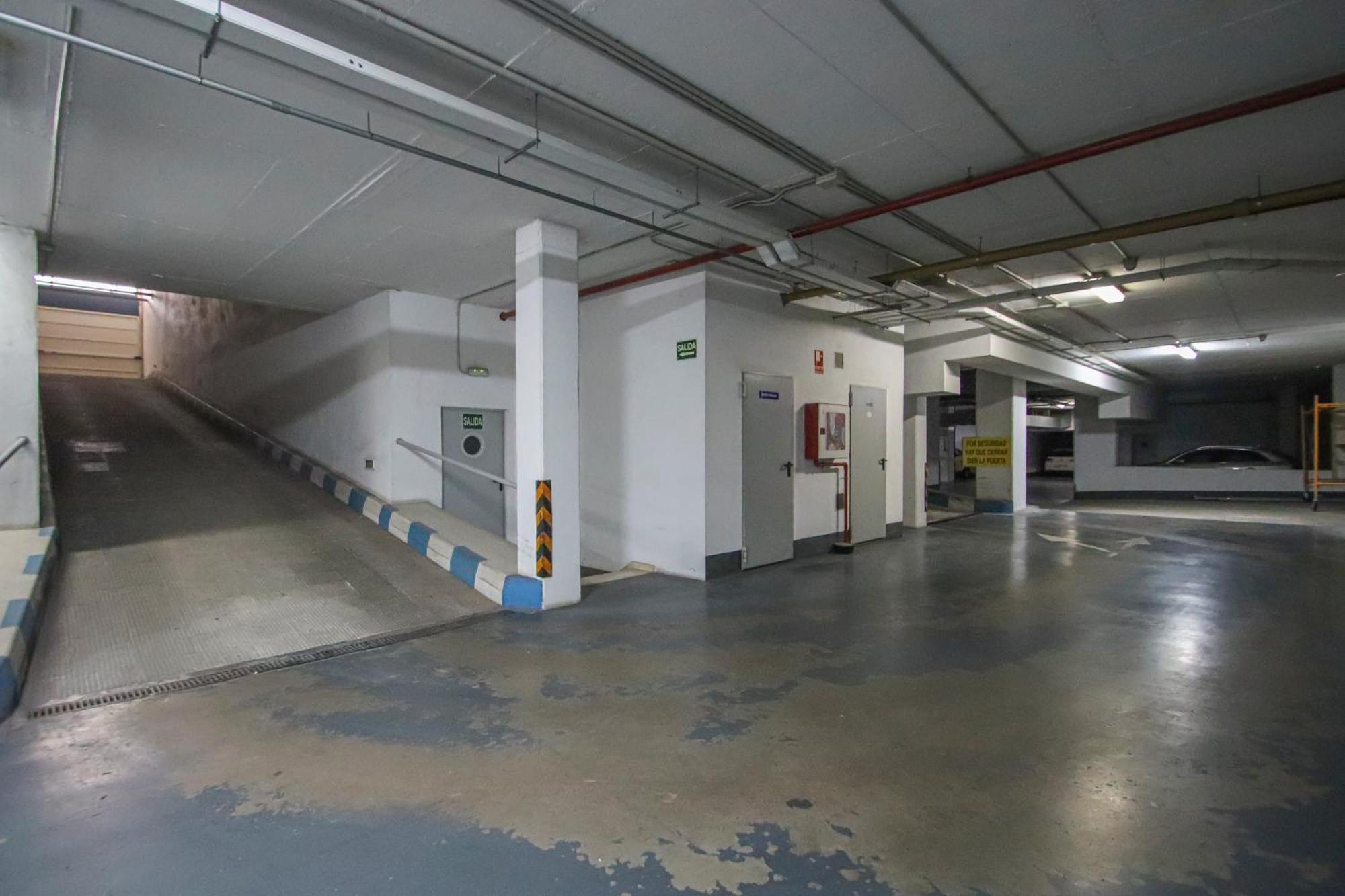 Luxury Apt In Plaza De Espana - Free Parking セビリア エクステリア 写真